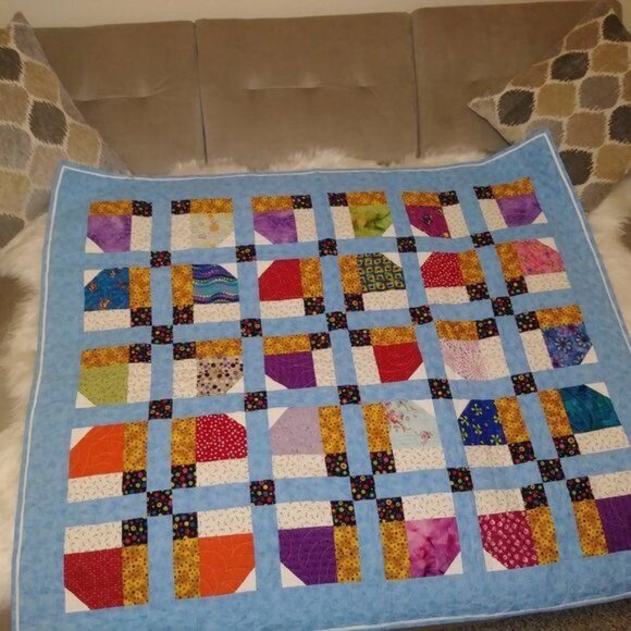 Hand made New Baby quilt multicolor patch bright colorful snuggly soft 100% cott - Picture 3 of 11